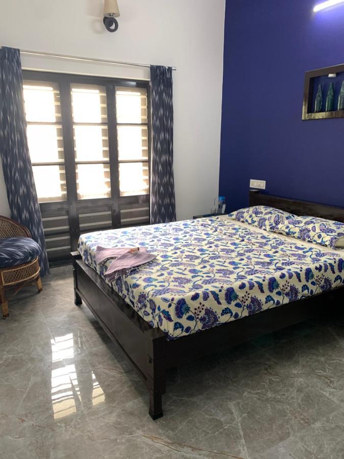 Homestay Peacock Marari